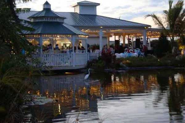 the dining at mixon farms